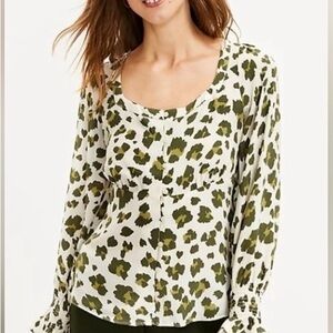 LOFT Olive and Cream Chetah Animal Print Scoop-neck Blouse. NWOT. Size SP.